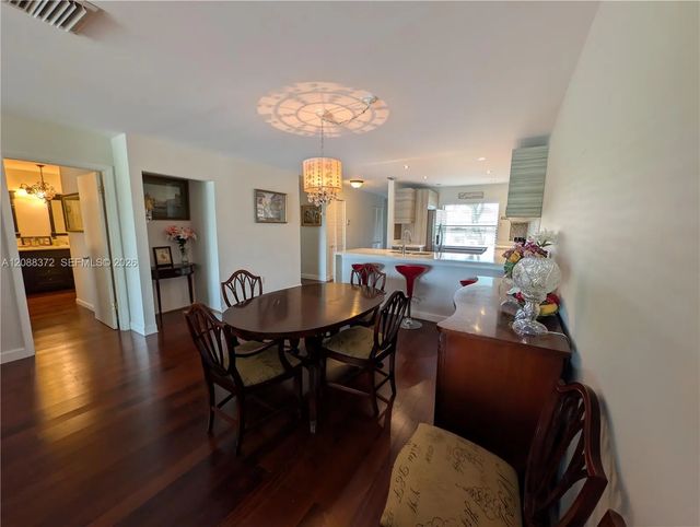 4 of 17 - 8460 Casa Del Lago #h, Boca Raton, FL