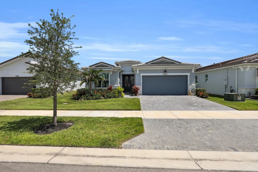 10057 Sw Carnelian Street, Port St. Lucie