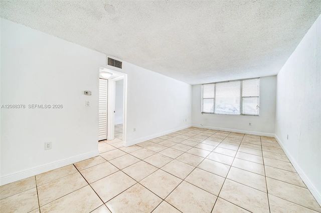 5 of 18 - 1805 Sans Souci Boulevard #122, North Miami, FL