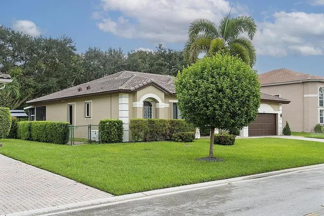 5734 Nw 50th Drive, Coral Springs