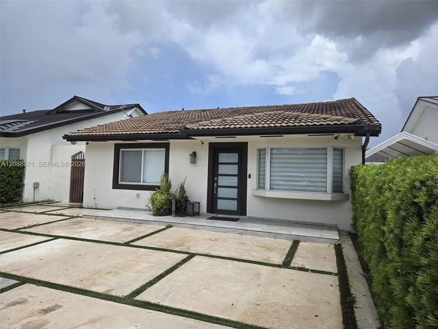3 of 12 - 9085 Nw 117th Street, Hialeah Gardens, FL