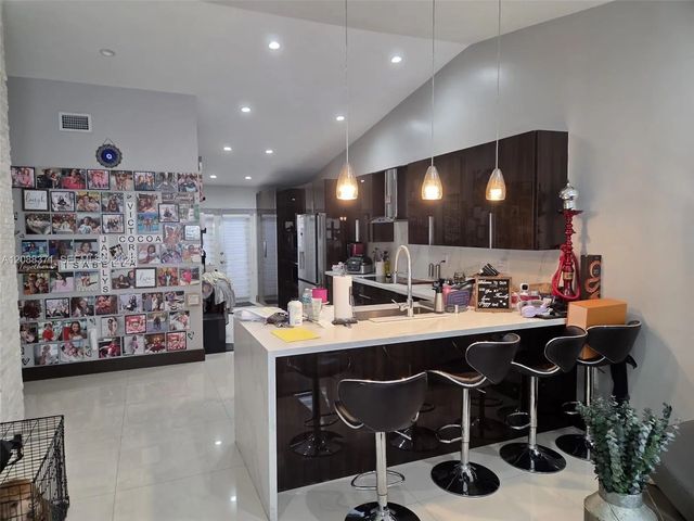 5 of 12 - 9085 Nw 117th Street, Hialeah Gardens, FL