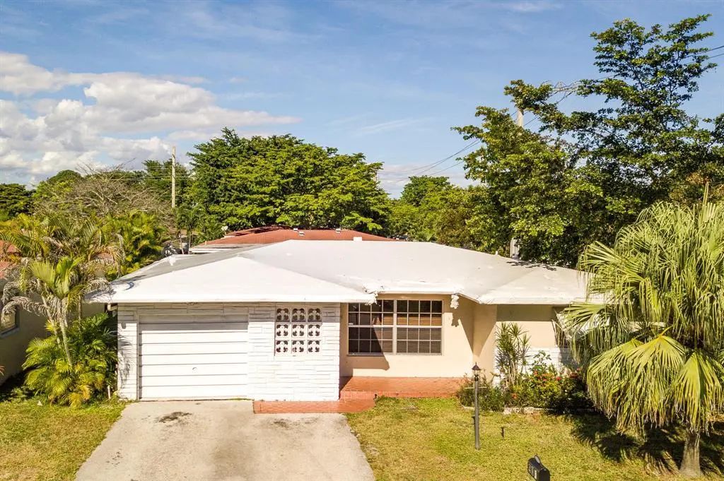 901 Nw 48th Place, Pompano Beach