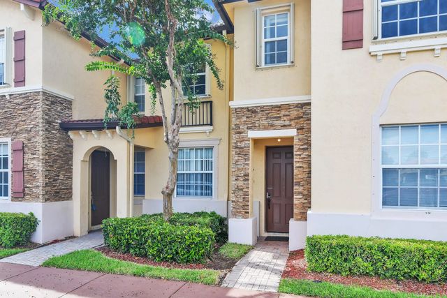 2 of 38 - 1720 Ne 33 Avenue #105-5, Homestead, FL