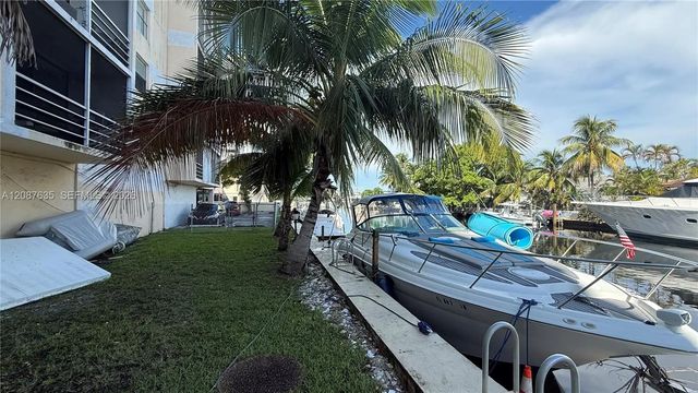 4 of 23 - 2935 Ne 163rd Street #2q, North Miami Beach, FL