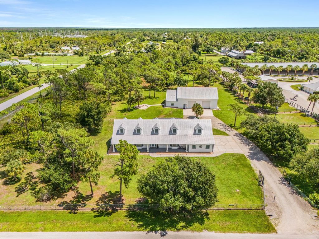688 Palomino Trail, Englewood