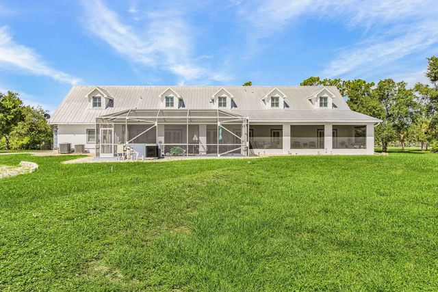 5 of 45 - 688 Palomino Trail, Englewood, FL
