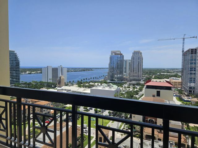 4 of 20 - 801 S Olive Avenue #1604, West Palm Beach, FL