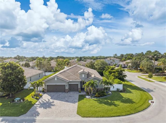 2590 Sw Berry Park Circle, Palm City