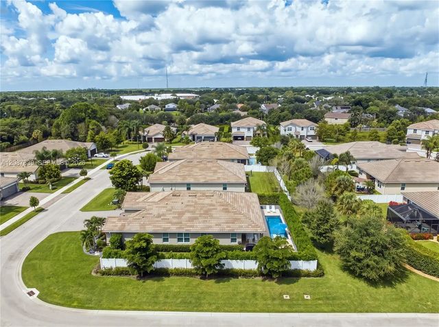 3 of 44 - 2590 Sw Berry Park Circle, Palm City, FL