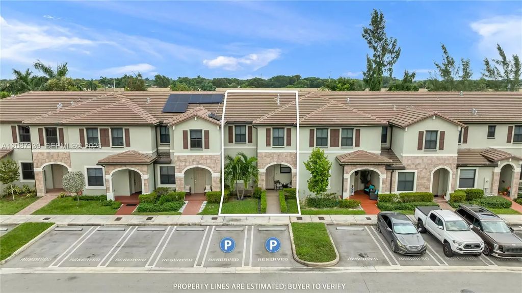 11079 W 32nd Lane, Hialeah