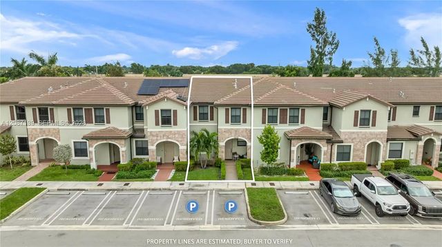 11079 W 32nd Lane, Hialeah