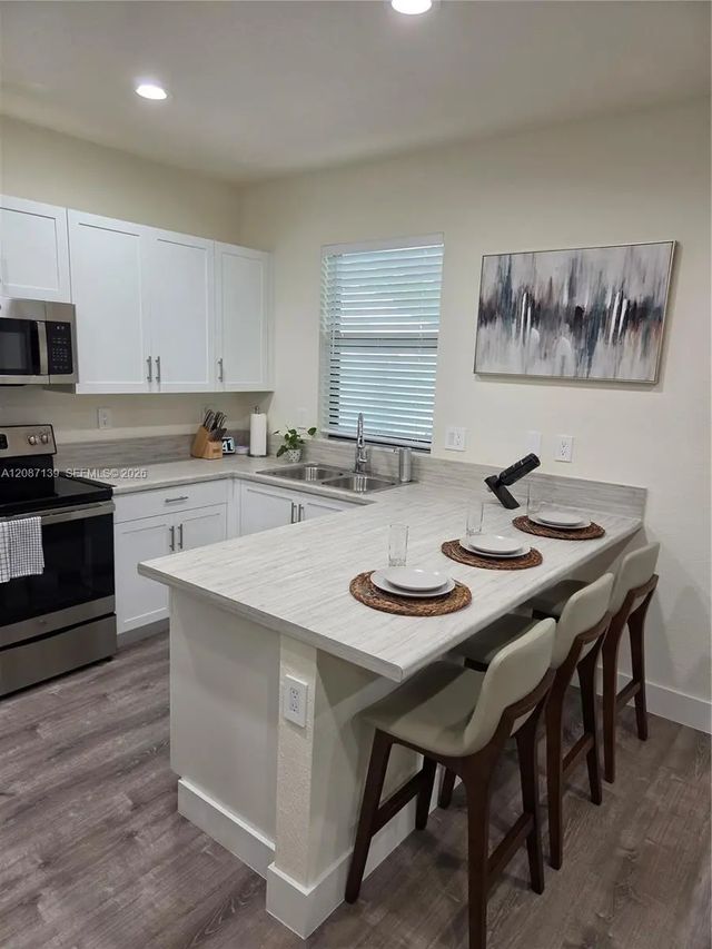 2 of 20 - 11079 W 32nd Lane, Hialeah, FL
