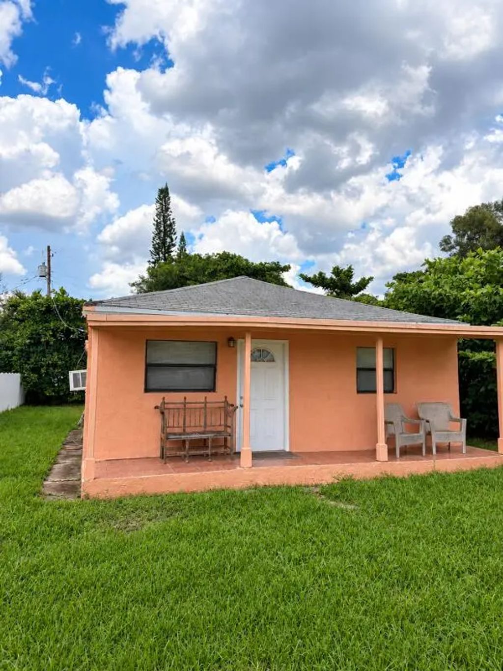 411 Nw 82nd Terrace, Miami