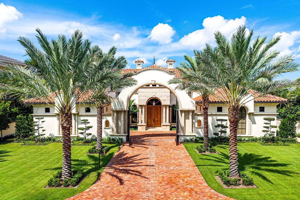 2055 Royal Palm Way, Boca Raton