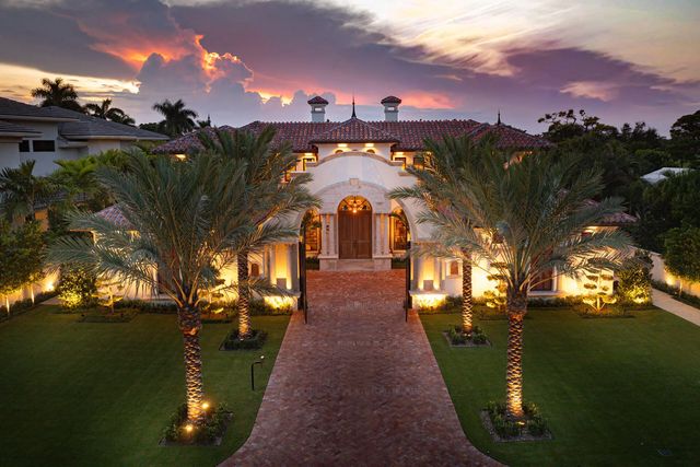 3 of 91 - 2055 Royal Palm Way, Boca Raton, FL
