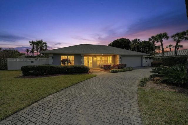 2 of 35 - 965 Beacon Lane, Vero Beach, FL