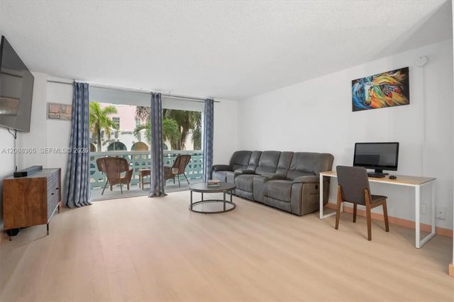 2 of 14 - 1 N Golfview Road #201, Lake Worth, FL