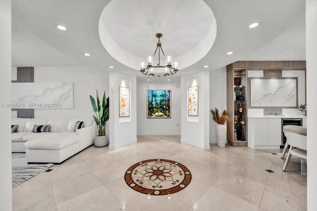 5 of 26 - 18911 Collins Avenue #606, Sunny Isles Beach, FL
