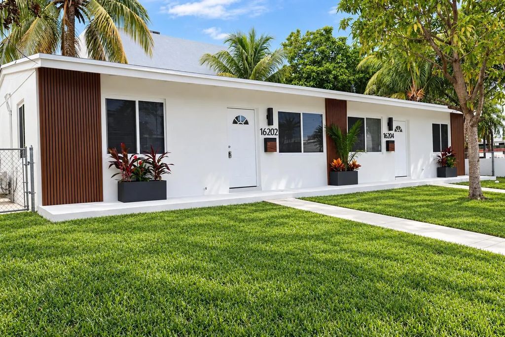 16202 Ne 18th Court, North Miami Beach