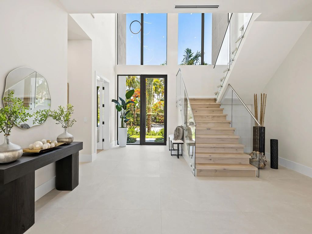 1123 Sw 21st Street, Boca Raton