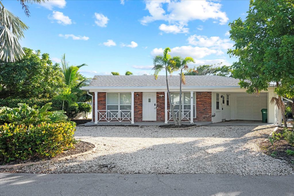 430 Neptune Road, Juno Beach