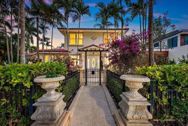 2 of 31 - 228 9th Street, West Palm Beach, FL