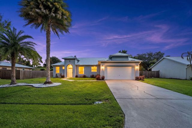 1731 Se Ridgewood Street, Port St. Lucie