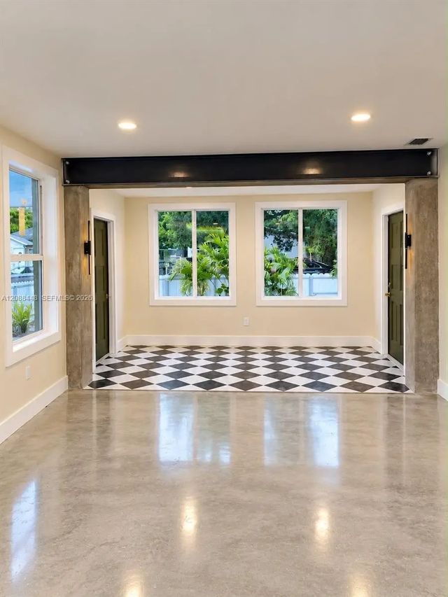 4 of 16 - 1922 Nw 47th Terrace, Miami, FL