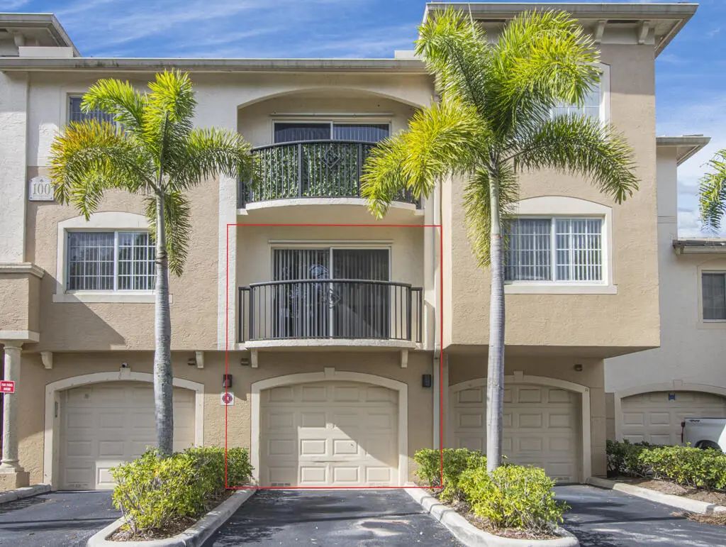 100 Crestwood Court N #109, Royal Palm Beach