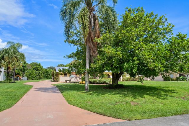 2 of 8 - 5417 Se Major Way, Stuart, FL