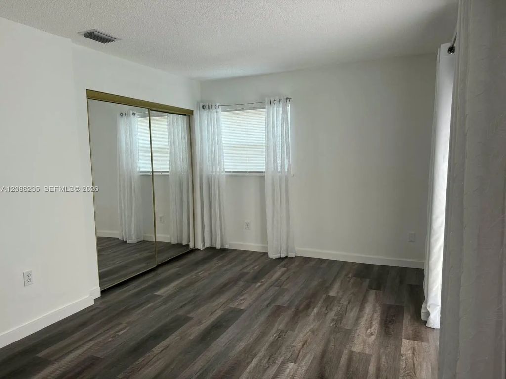 16601 Sw 149th Place, Miami