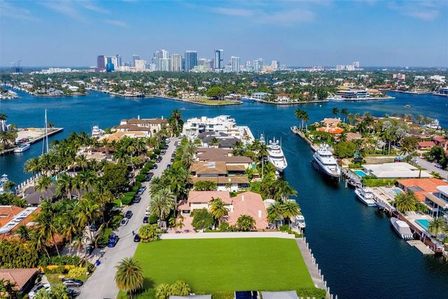 4 of 9 - 2455 Del Lago Drive, Fort Lauderdale, FL