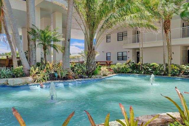 2 of 38 - 3100 Ne 48th Street #609, Fort Lauderdale, FL