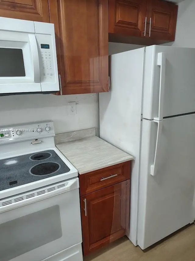 5 of 16 - 231 Nw 83rd Street #231, Miami, FL