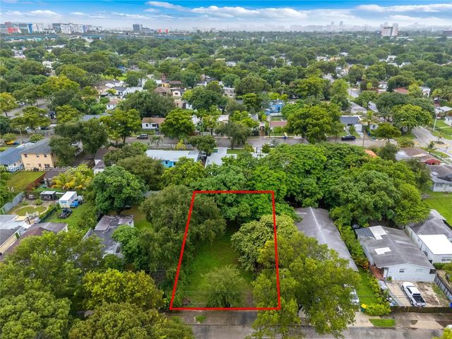 2 of 5 - 920 Nw 51st Street, Miami, FL
