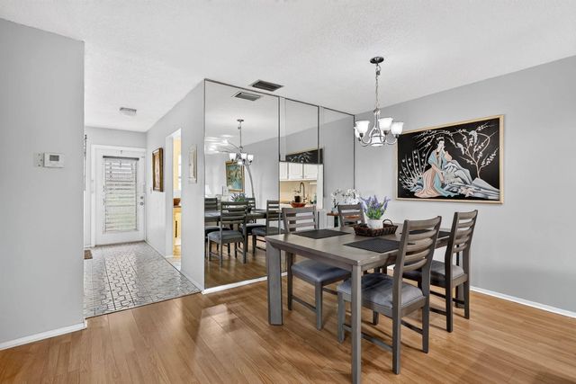 3 of 36 - 125 Lake Anne Drive #125, West Palm Beach, FL