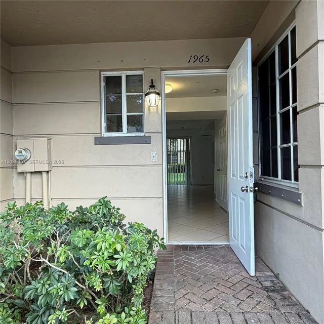 1965 Freeport Lane #1965, Riviera Beach