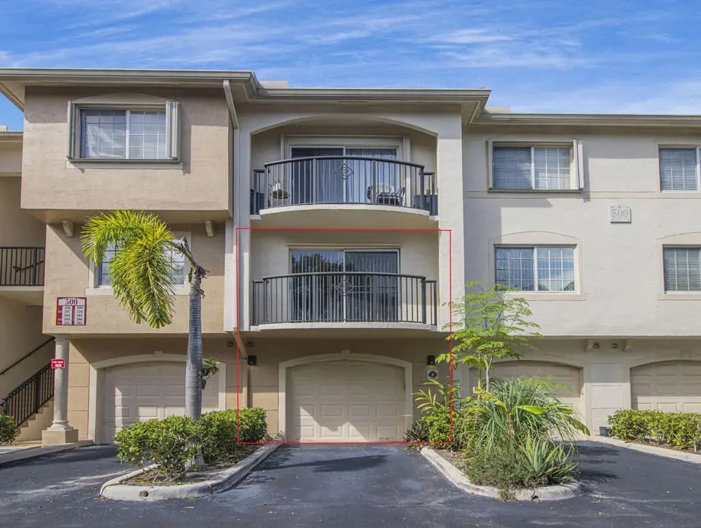 500 Crestwood Court N #506, Royal Palm Beach