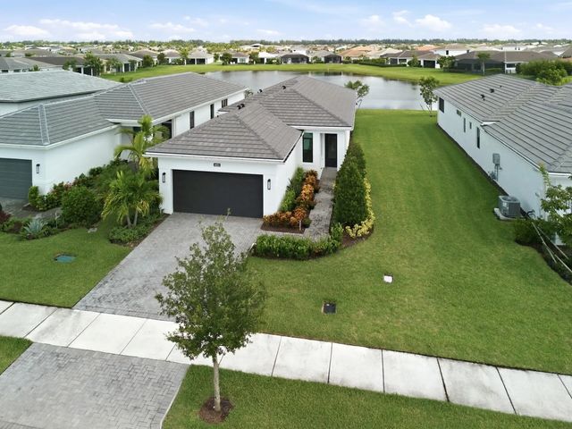 5 of 48 - 4853 Saint Armands Way, Westlake, FL