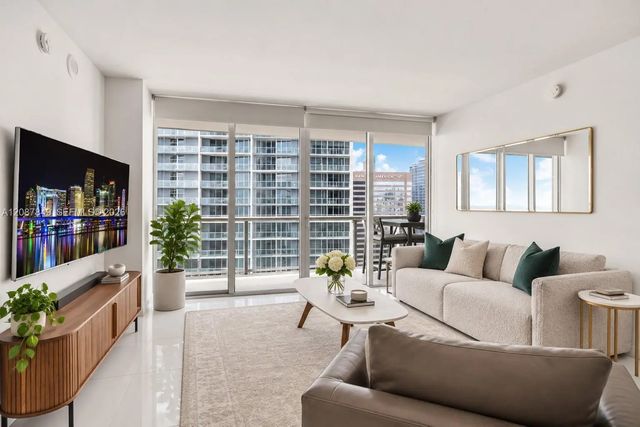 3 of 30 - 475 Brickell Avenue #3609, Miami, FL