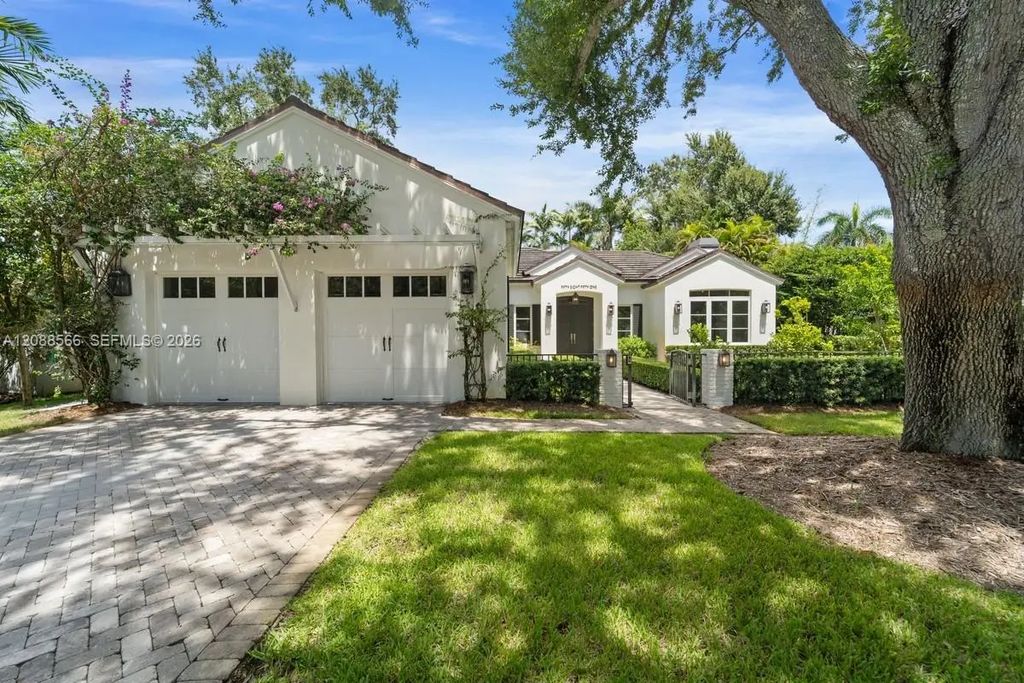 5851 Sw 77th Terrace, South Miami
