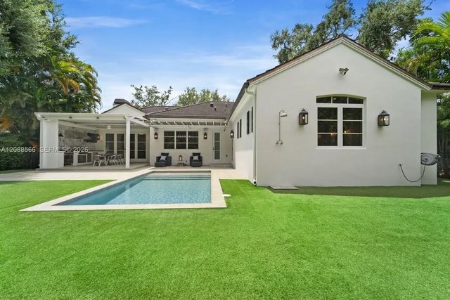 5 of 45 - 5851 Sw 77th Terrace, South Miami, FL