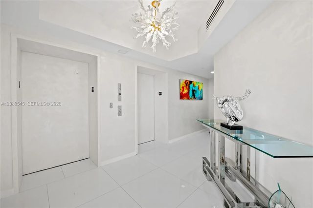 3 of 38 - 2711 S Ocean Drive #1902, Hollywood, FL