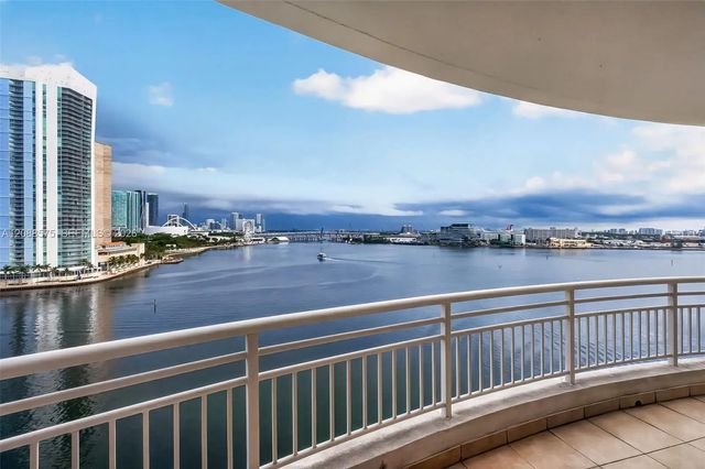 2 of 16 - 848 Brickell Key Drive #1104, Miami, FL