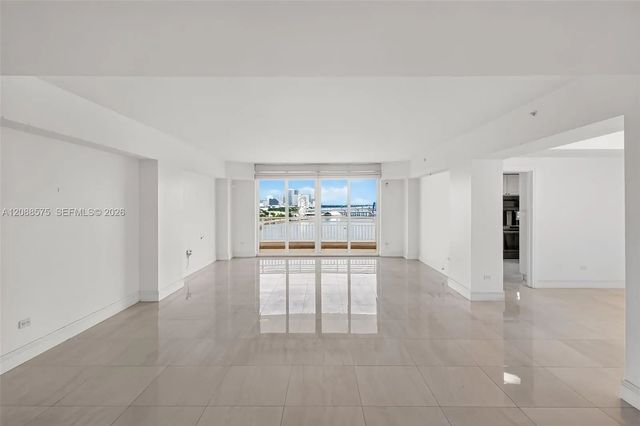 4 of 16 - 848 Brickell Key Drive #1104, Miami, FL