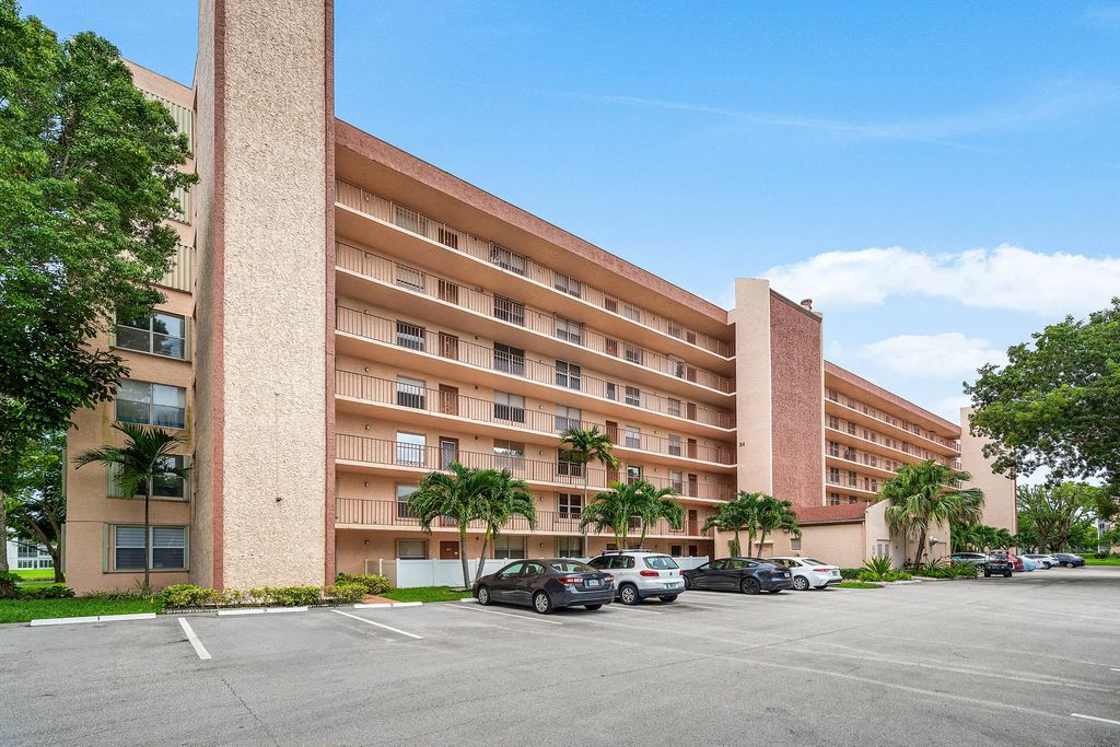 14623 Bonaire Boulevard #205, Delray Beach