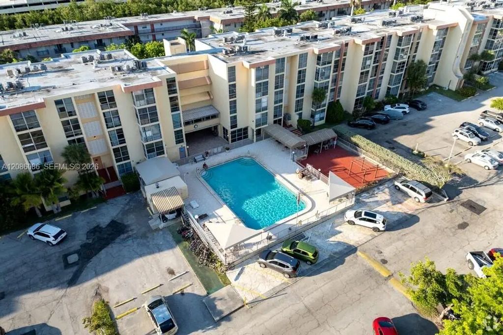 200 172nd Street #504, Sunny Isles Beach