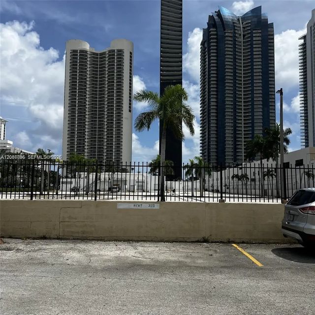 3 of 6 - 200 172nd Street #504, Sunny Isles Beach, FL