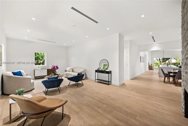 4 of 56 - 270 Sw 29th Road, Miami, FL